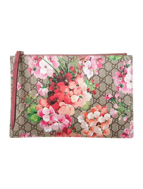 gucci gg bloom handbag|gucci bloom clutch bag.